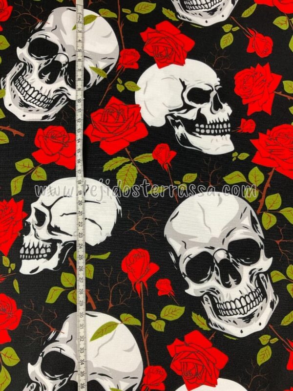 Strech estampado calaveras y rosas - Imagen 4