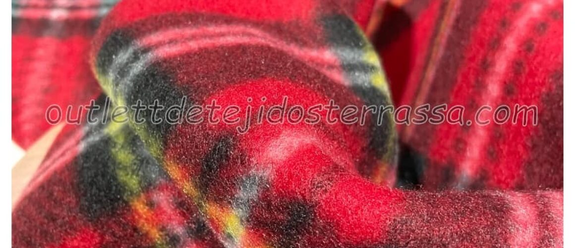 Polar estampado escocés rojo