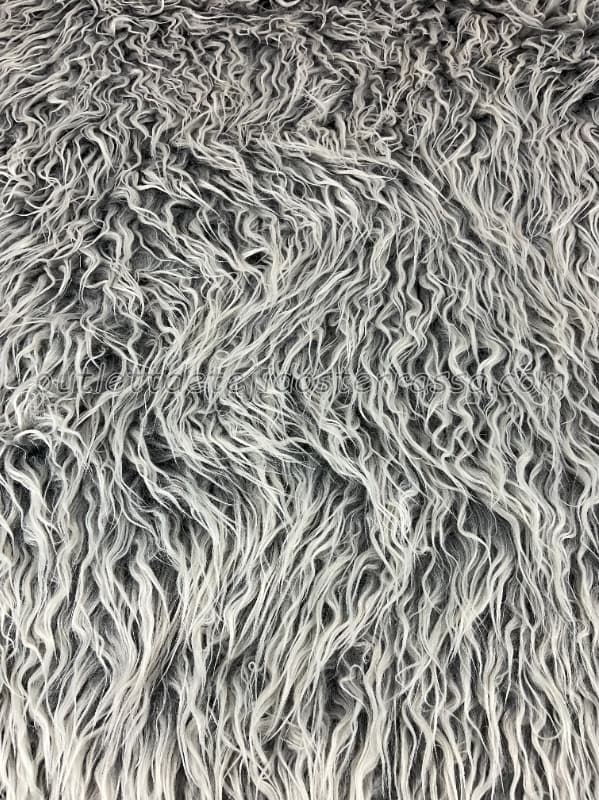 Pelo curly gris-crudo Trozos