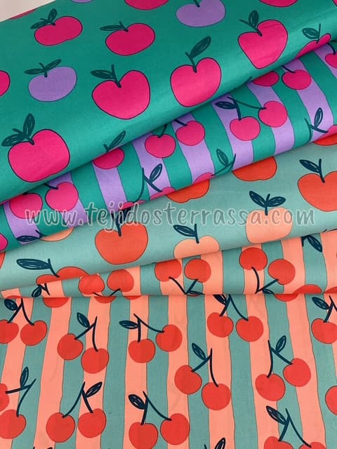 Algodón estampado (popelin) Cerezas y Manzanas