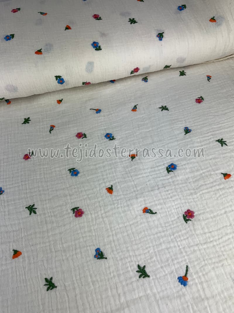 Muselina bordada Florecitas