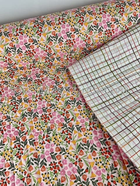 Acolchado reversible Florecita / Cuadros trozos