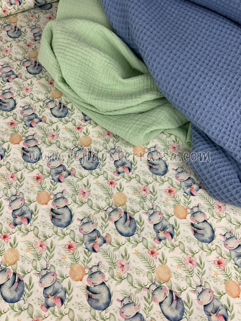 Algodón estampado (popelin) Hipopótamos