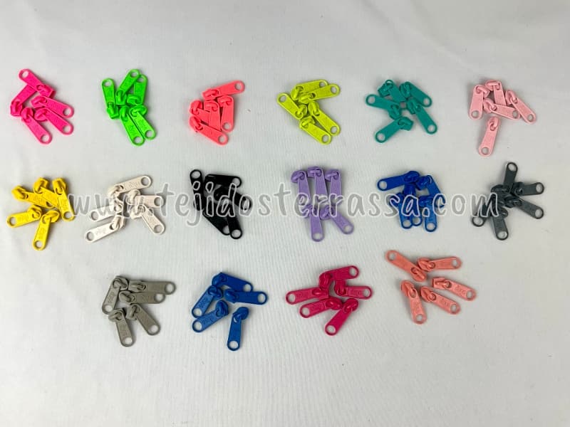 Cursor a juego con Cremallera continua nylon malla 5 mm.