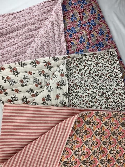 Muselina acolchado reversible Florecitas