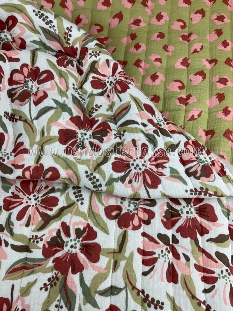 Muselina acolchada reversible Animal print y Flores Rosadas